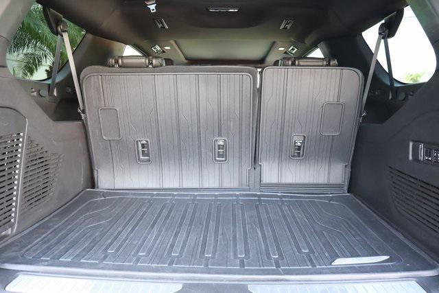 used 2023 GMC Yukon XL car, priced at $67,000