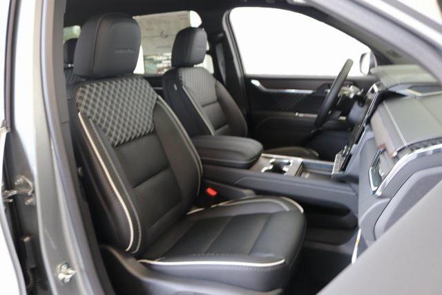 new 2025 GMC Acadia car, priced at $61,580