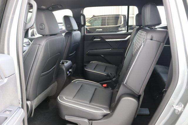 new 2025 GMC Acadia car, priced at $61,580