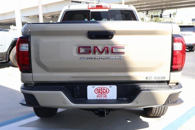 new 2024 GMC Canyon car