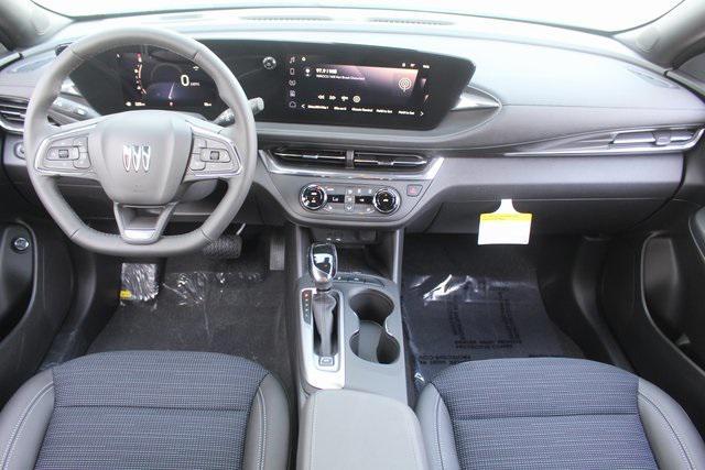 new 2025 Buick Envista car, priced at $27,280
