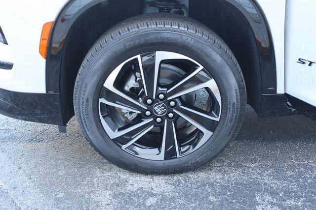 new 2025 Buick Enclave car, priced at $54,280