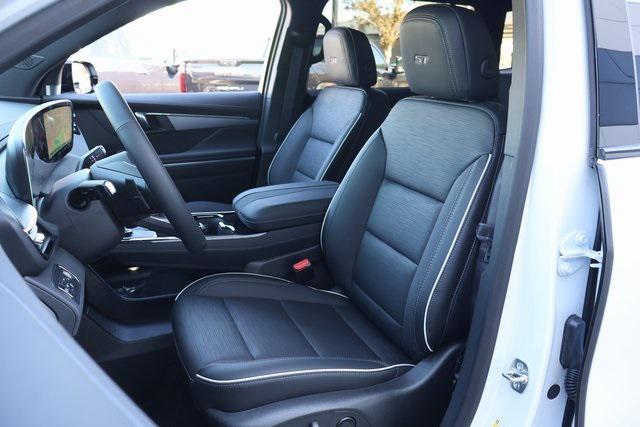 new 2025 Buick Enclave car, priced at $54,280