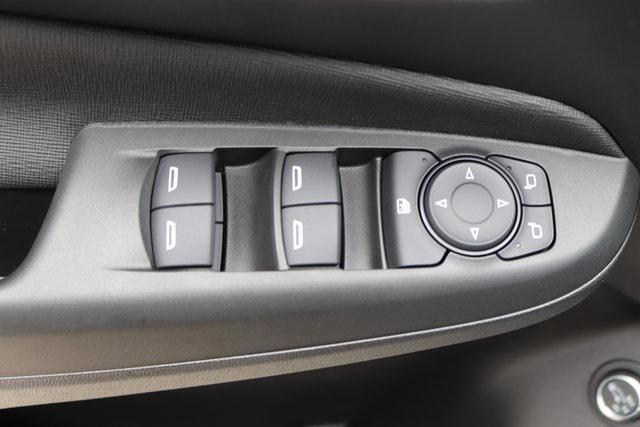 new 2025 Buick Envista car, priced at $31,585