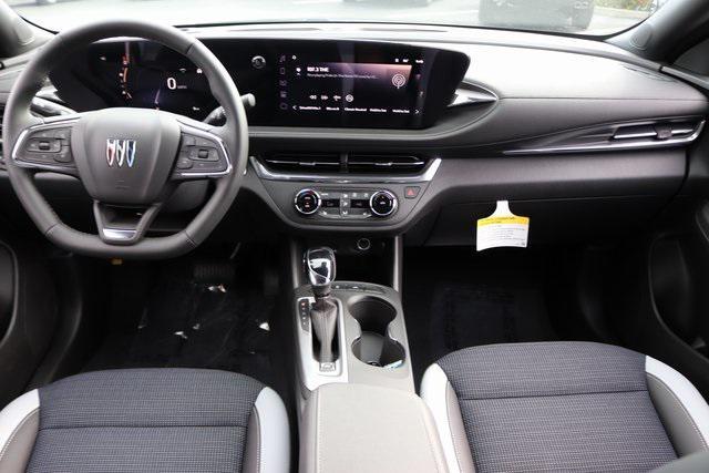 new 2025 Buick Envista car, priced at $27,280