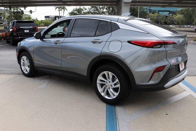 new 2025 Buick Envista car, priced at $27,280