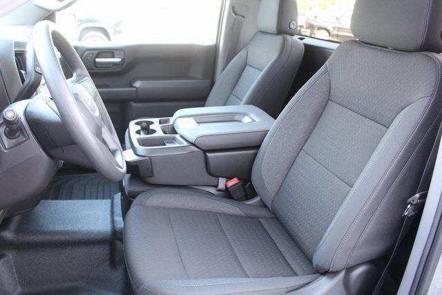 new 2025 GMC Sierra 1500 car, priced at $40,665