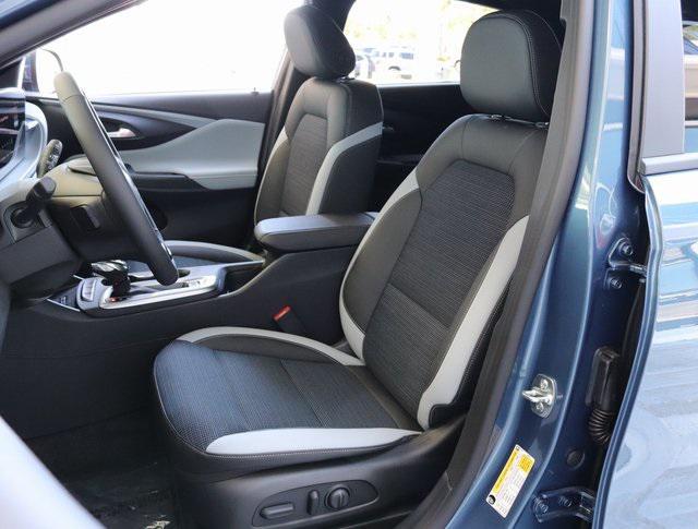 new 2025 Buick Envista car, priced at $27,775