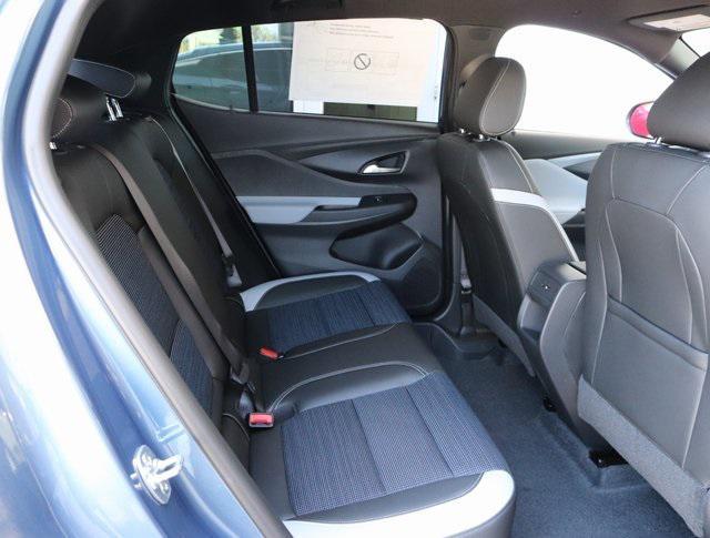 new 2025 Buick Envista car, priced at $27,775