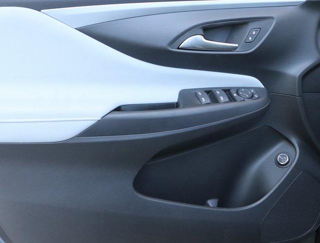 new 2025 Buick Envista car, priced at $27,775