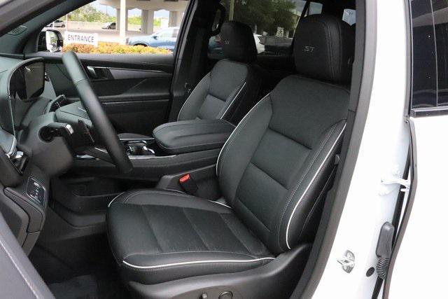 new 2025 Buick Enclave car, priced at $49,535