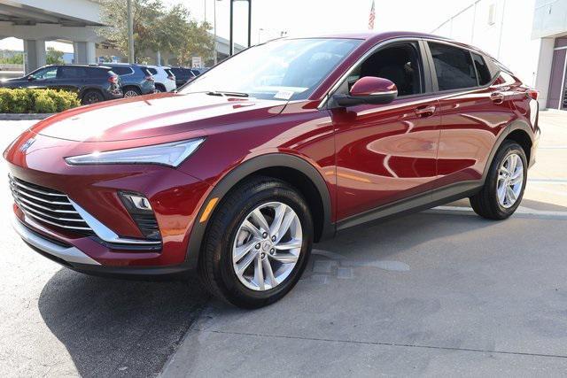 new 2025 Buick Envista car, priced at $26,880