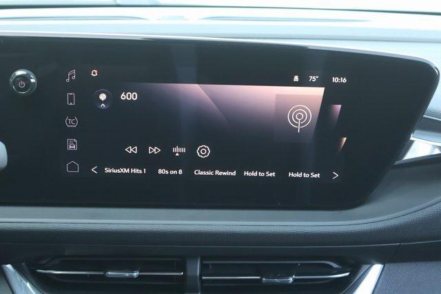 new 2025 Buick Envista car, priced at $26,880