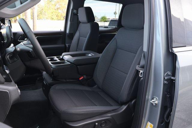new 2025 GMC Sierra 1500 car, priced at $54,400