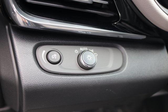 new 2025 Buick Envista car, priced at $31,585