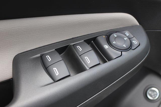 new 2025 Buick Envista car, priced at $31,585