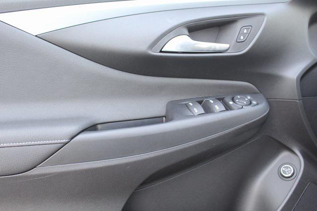 new 2025 Buick Envista car, priced at $27,280