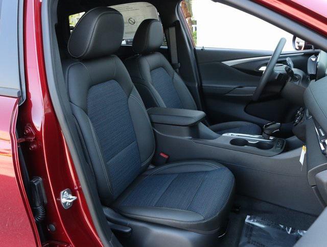 new 2025 Buick Envista car, priced at $26,285