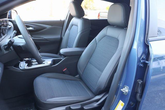 new 2025 Buick Envista car, priced at $26,185