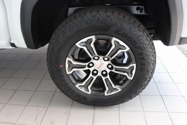 new 2025 GMC Canyon car, priced at $47,395
