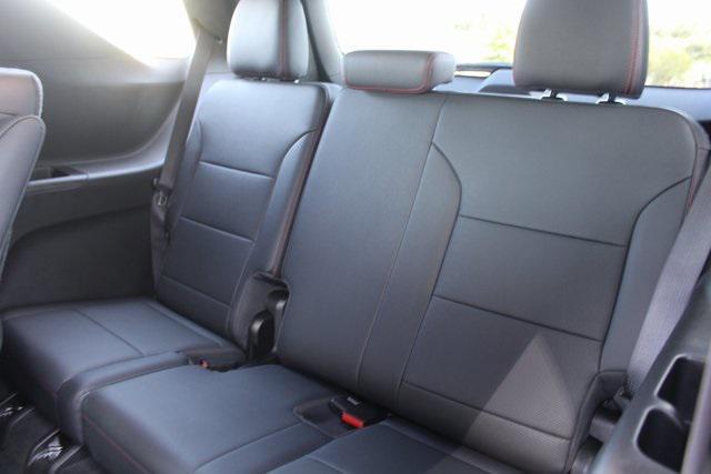 used 2024 Chevrolet Traverse car, priced at $47,000
