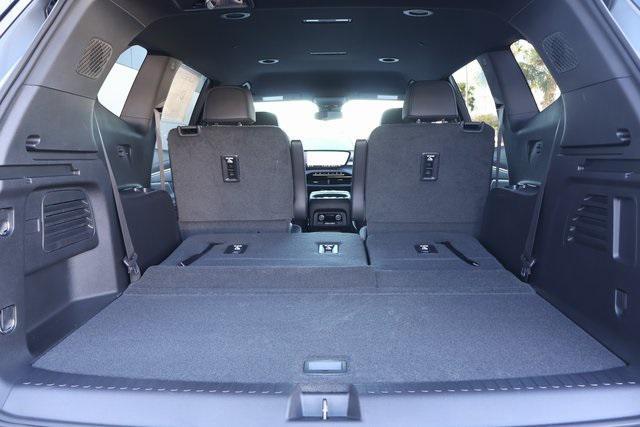 new 2025 Buick Enclave car, priced at $48,290