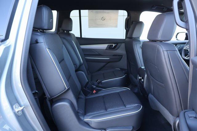 new 2025 Buick Enclave car, priced at $48,290