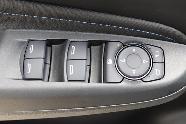new 2025 Buick Envista car, priced at $30,070