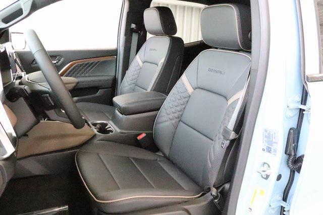 new 2025 GMC Canyon car, priced at $55,190