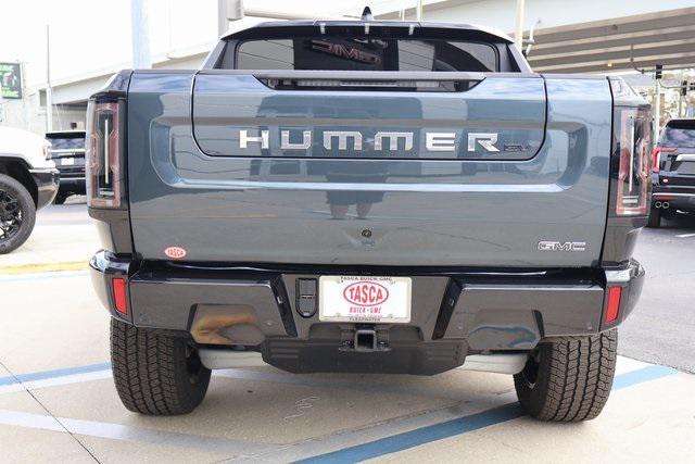 new 2025 GMC HUMMER EV Pickup car
