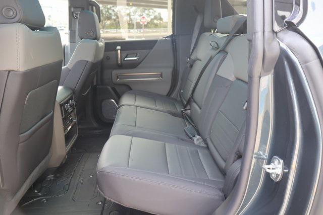 new 2025 GMC HUMMER EV Pickup car