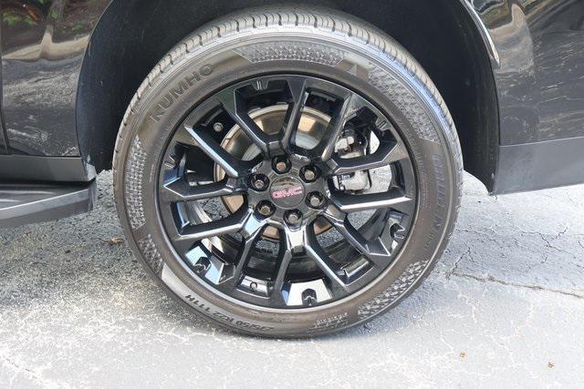 used 2022 GMC Yukon XL car, priced at $51,000