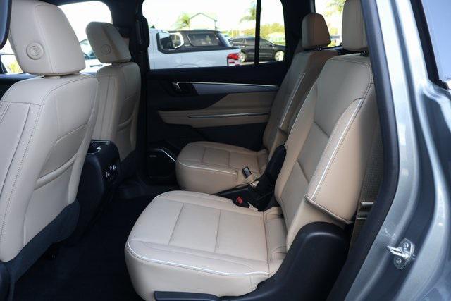 new 2025 Buick Enclave car, priced at $48,380