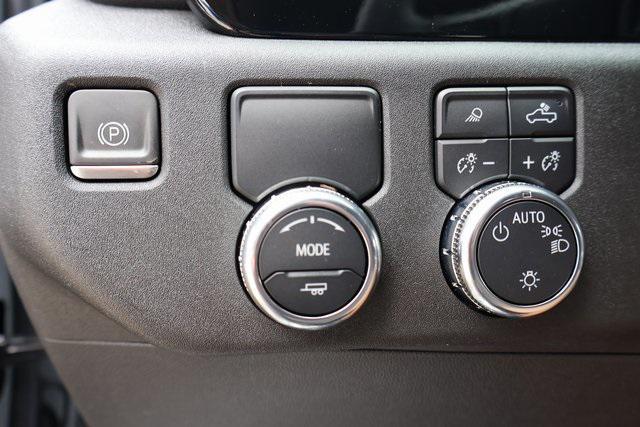 new 2024 GMC Sierra 1500 car, priced at $44,000