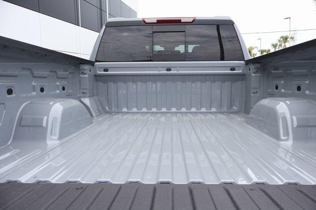 new 2024 GMC Sierra 1500 car, priced at $44,000