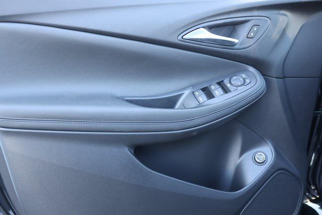 new 2025 Buick Encore GX car, priced at $30,325