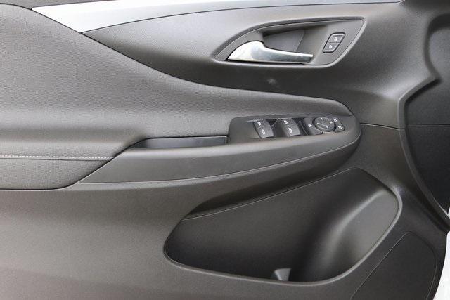 new 2025 Buick Envista car, priced at $26,190