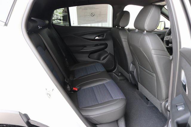 new 2025 Buick Envista car, priced at $26,190