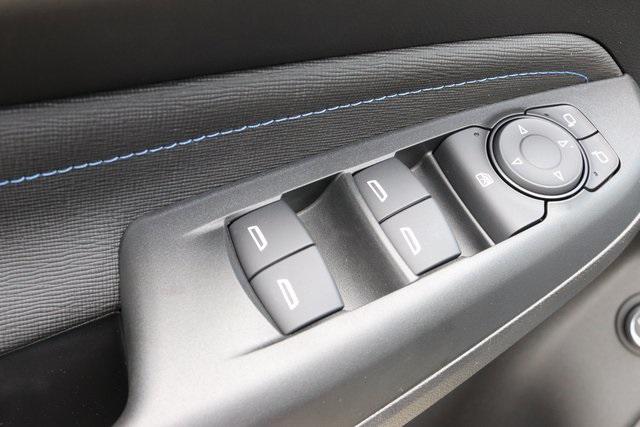 new 2025 Buick Envista car