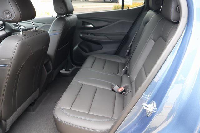 new 2025 Buick Envista car, priced at $30,565