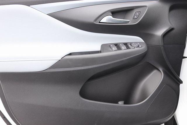 new 2025 Buick Envista car, priced at $26,785
