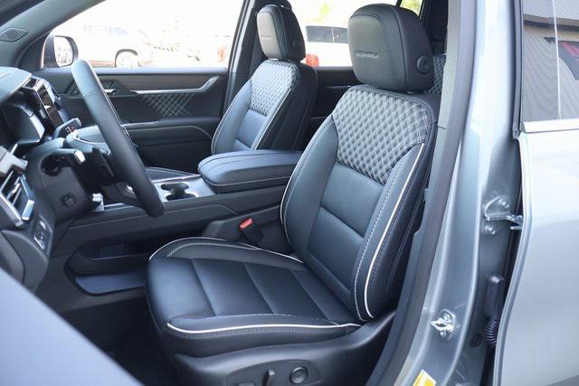 new 2025 GMC Acadia car, priced at $57,490