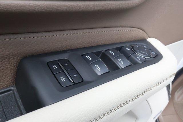 new 2024 GMC Yukon XL car, priced at $87,000