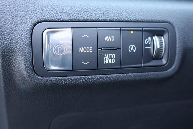 new 2025 GMC Terrain car, priced at $33,890