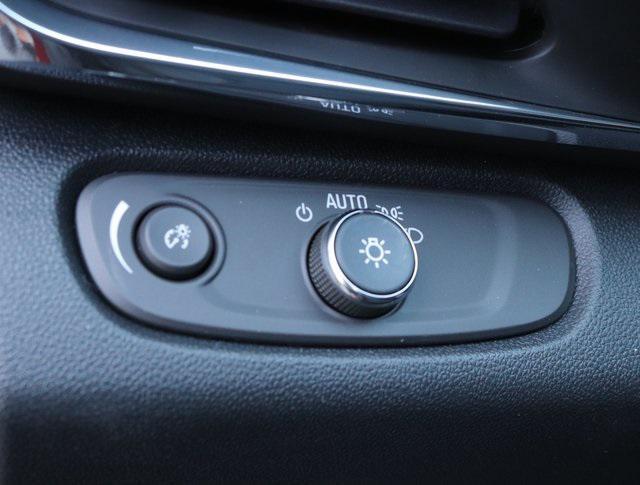 new 2025 Buick Envista car, priced at $27,775