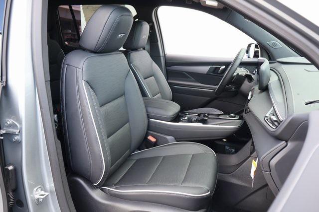 new 2025 Buick Enclave car, priced at $50,680
