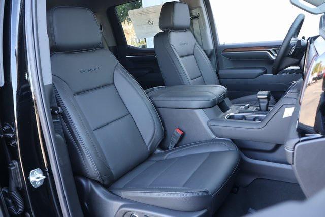 new 2025 GMC Sierra 1500 car, priced at $74,749