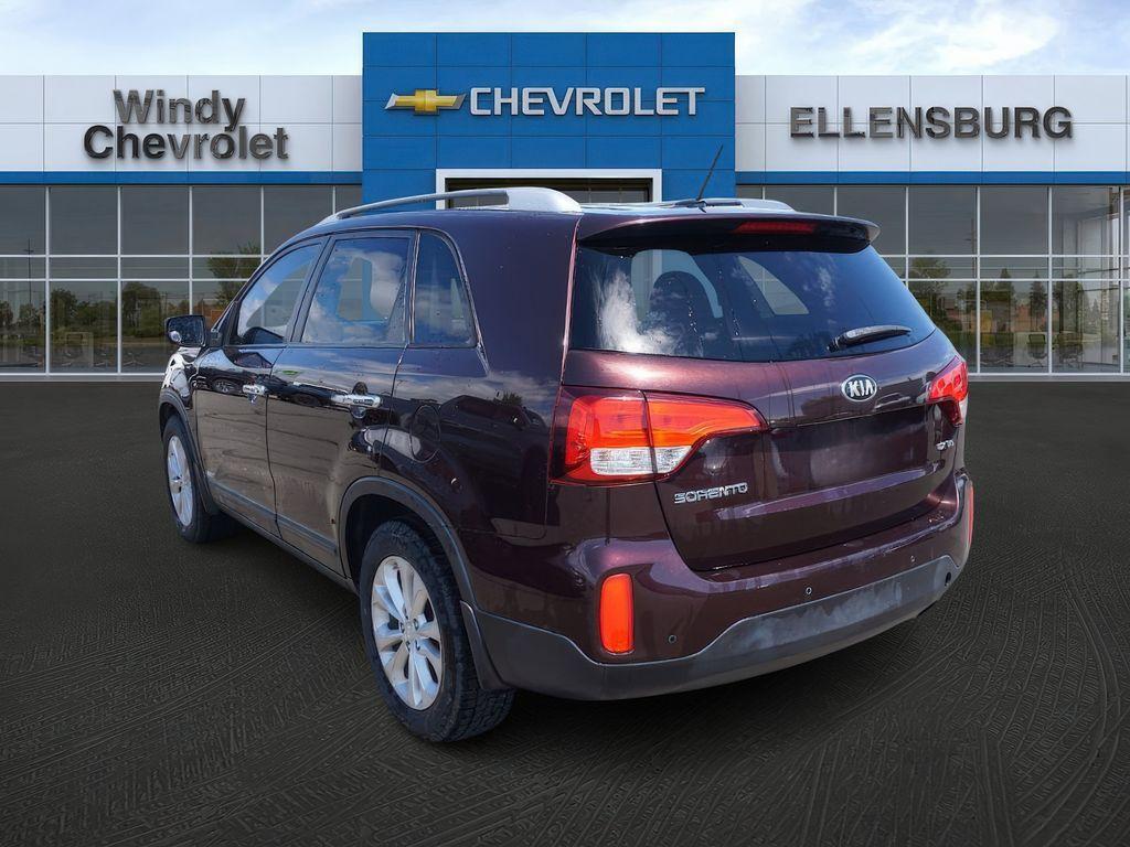 used 2015 Kia Sorento car, priced at $9,999