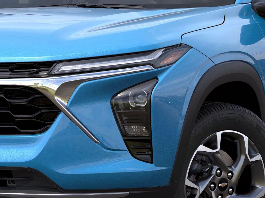 used 2025 Chevrolet Trax car, priced at $23,399