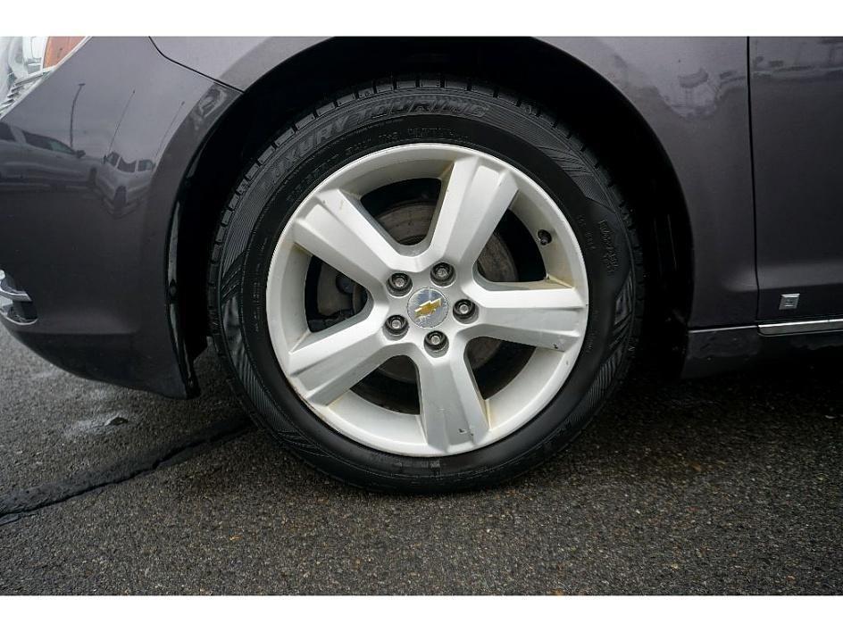 used 2010 Chevrolet Malibu car, priced at $9,999